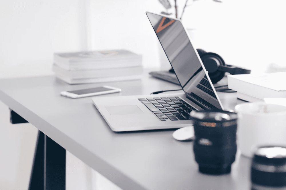 How To Organize Your Desk For Maximum Productivity