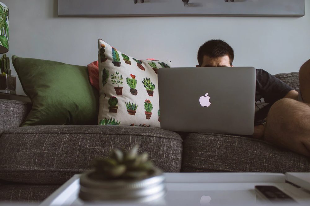 Pros And Cons Of Working From Home | The Complete Guide For Success
