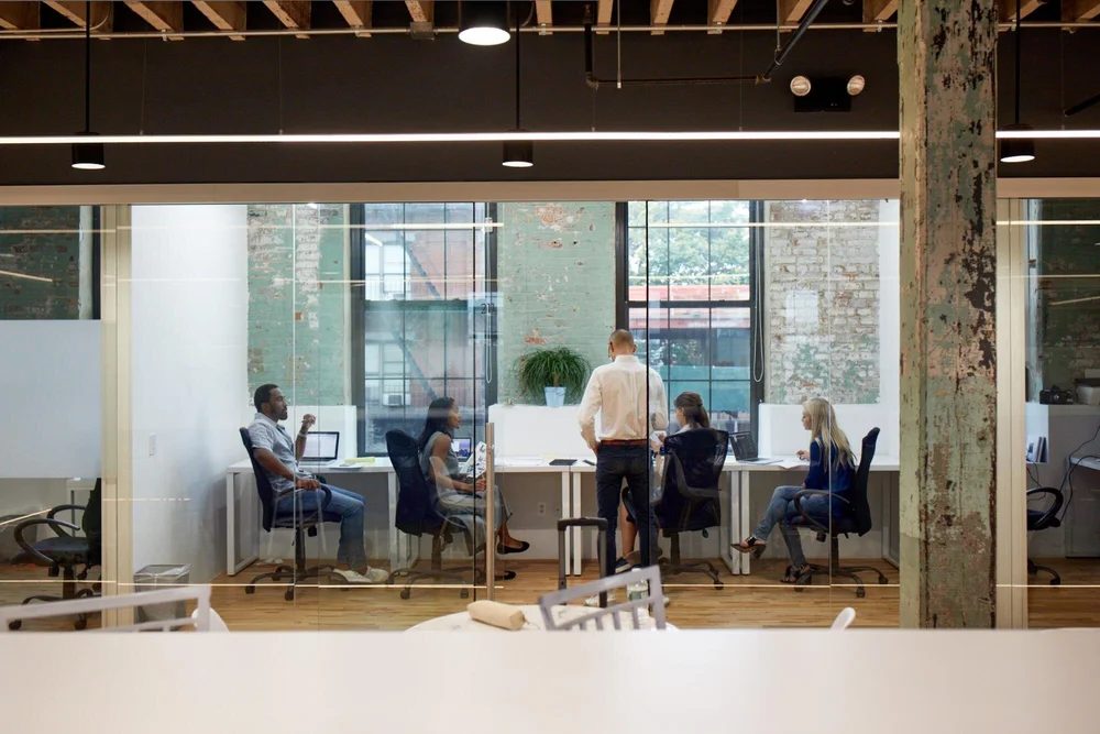 What Is A Shared Desk? Plus, 6 Tips For Implementing Desk Sharing